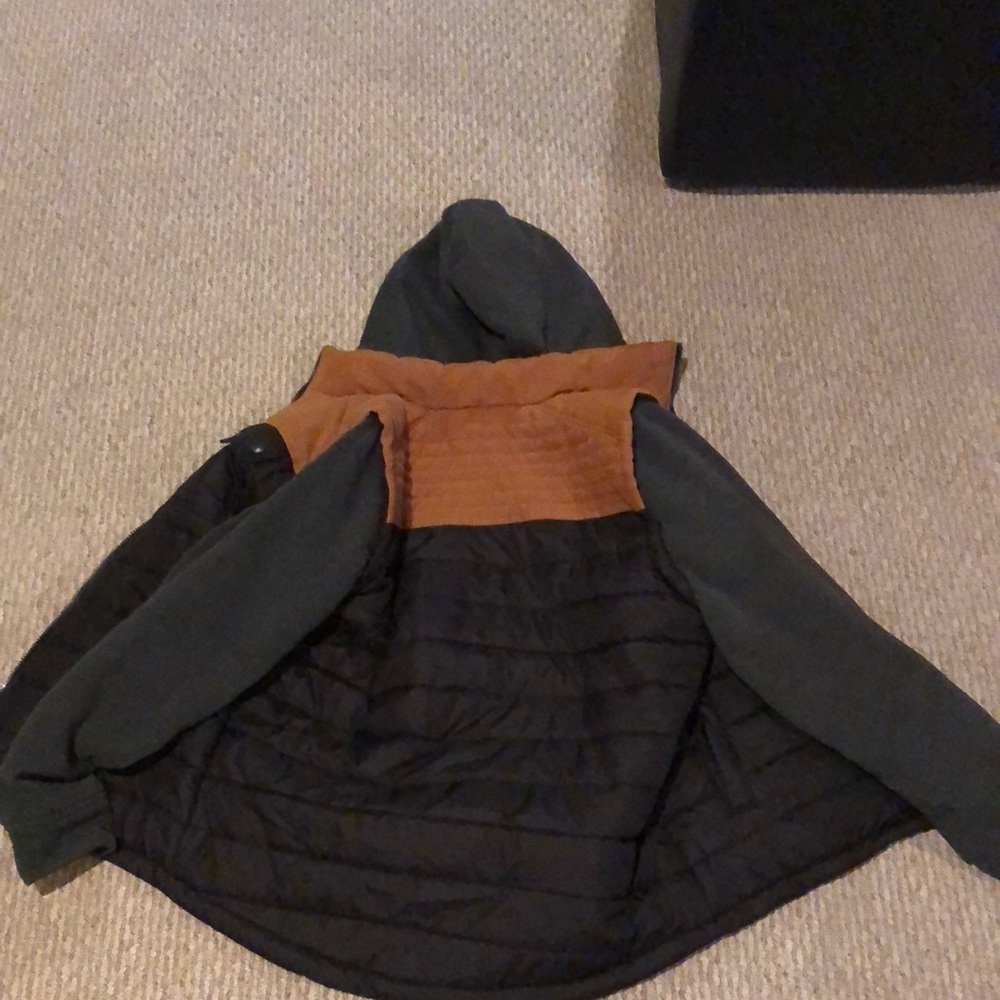 Distortion Outerwear Jacket (Men’s Medium)
